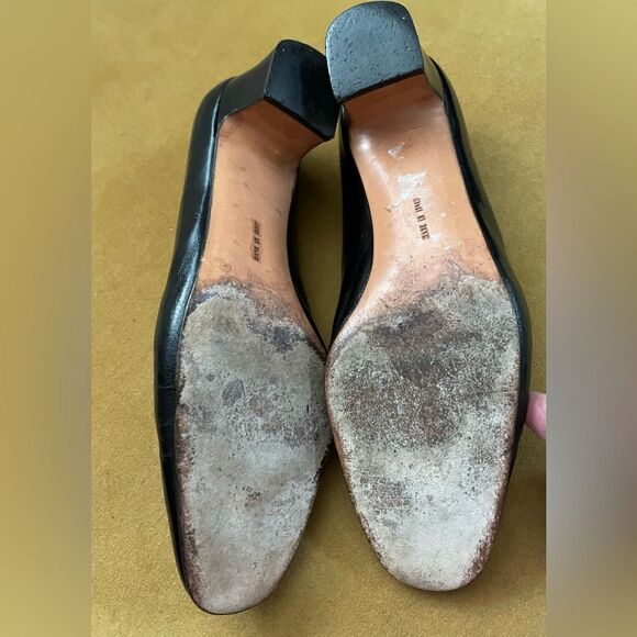 Salvatore Ferragamo Block Heel Pump Silver Hardware 8.5B - Picture 9 of 11